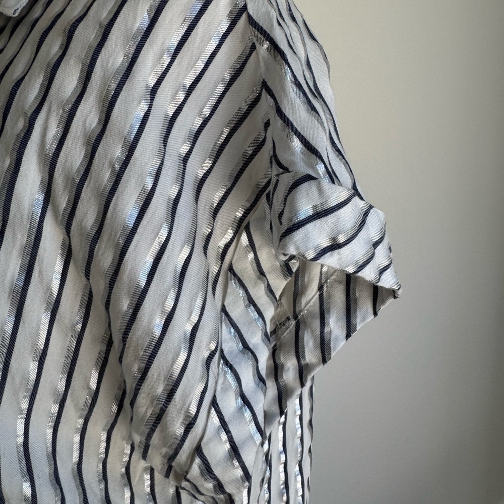 Lovestitch Striped Short Sleeve Button-Up Shirt- Large - Picture 5 of 6